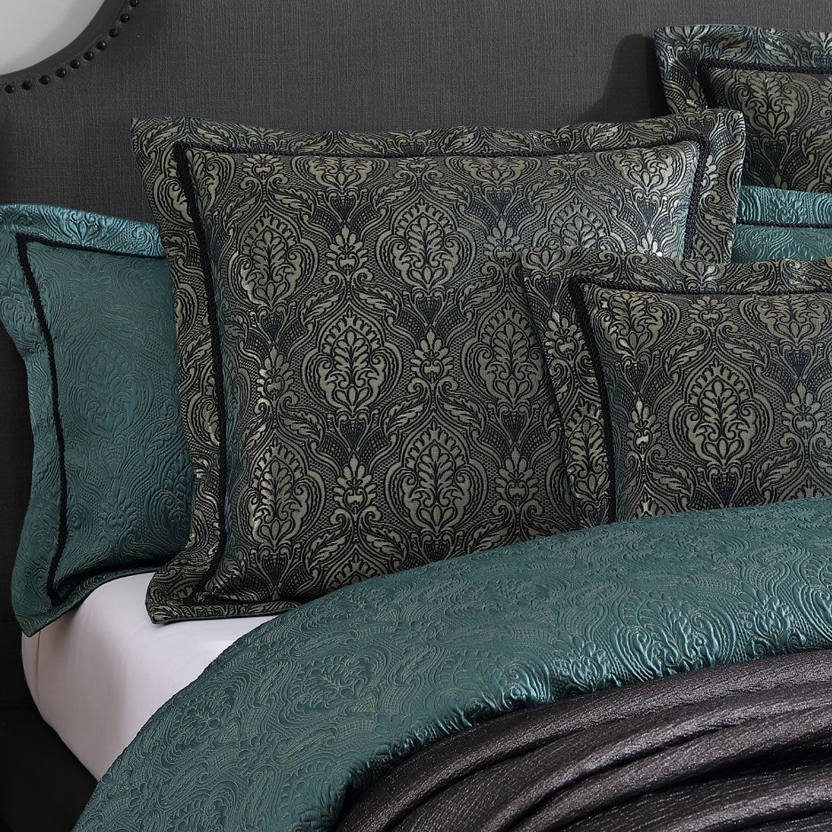 Davinci Valencia Emerald Damask Jacquard Quilt Cover Set King