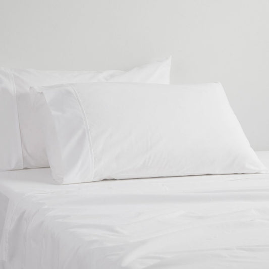 Logan and Mason 250TC 50% Polyester 50% Cotton Percale Sheet Set White 50cm Wall Double