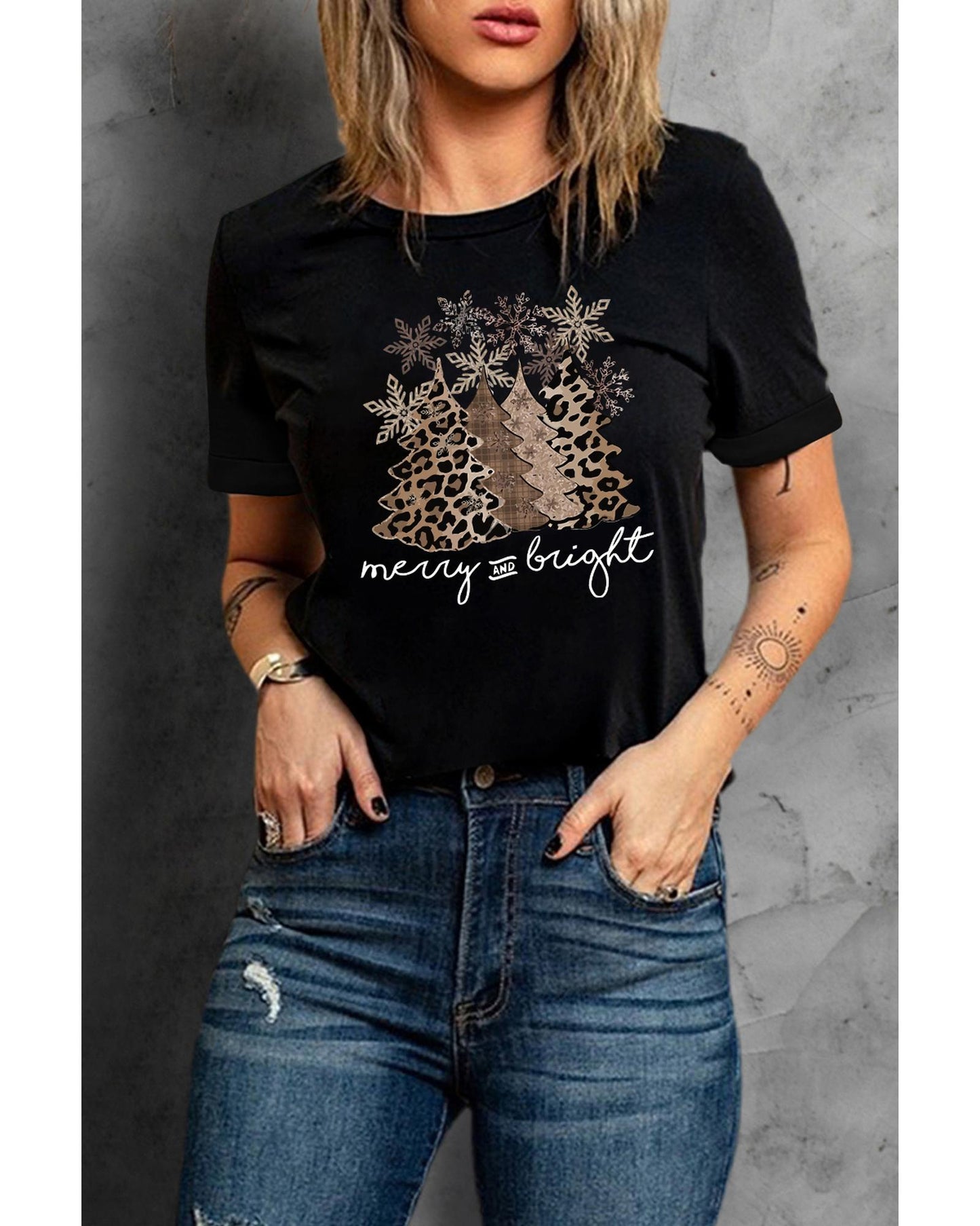 Azura Exchange Leopard Christmas Tree Graphic Print T-Shirt - XL