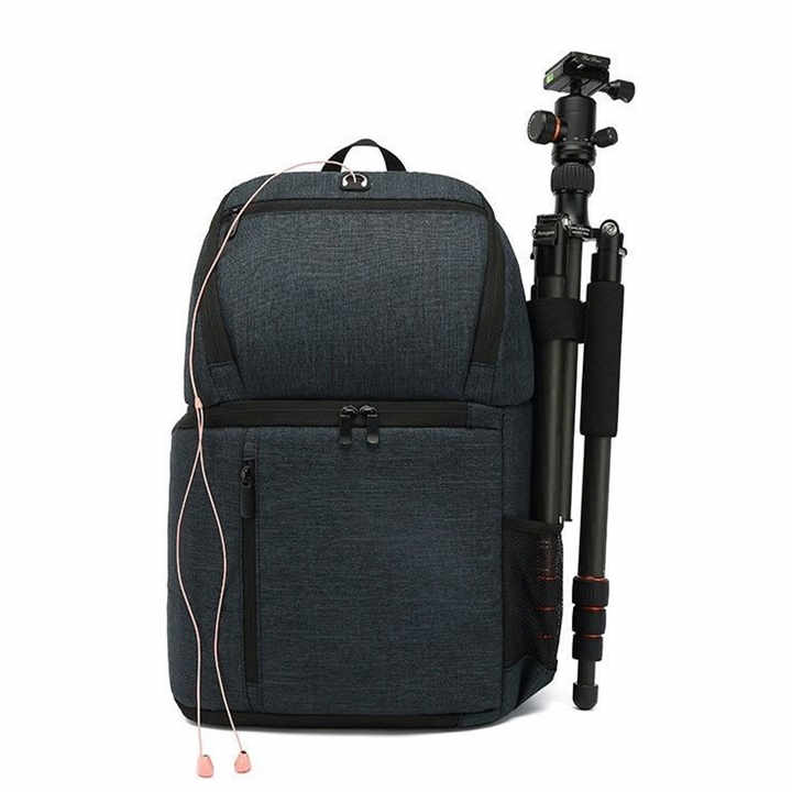 Waterproof DSLR Camera Backpack - Multifunctional large-capacity camera bag that easily carries a tripod mount and headphone jack