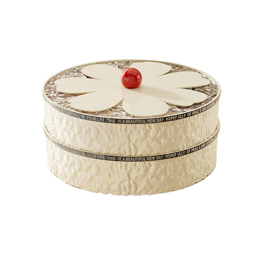 Flower shaped grid with lid dried fruit box, two-layer cream white